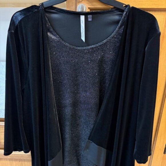 NEW BEAUTIFUL NY COLLECTION WOMAN ONE PIECE SPARKLINGTANK/VELVET LINED JACKET 2X - Picture 1 of 6